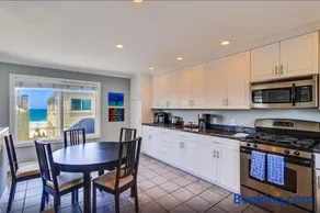 Mission Beach Townhome Getaway - Image 3