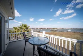 17 TURTLE BAY RIVERVIEW CONDO POOL - Image 1