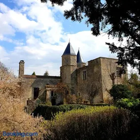 Château de Courcelles-le-Roi - Image 1
