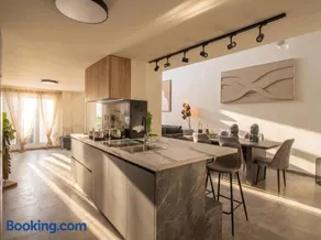 Suite Dreams - Image 2