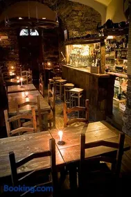 La Taverna del Metallo Rooms - Image 1