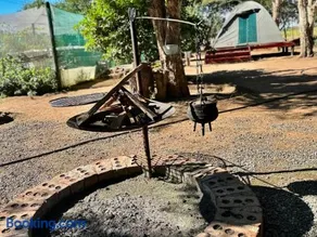 Tlou Tribal Lodge - Image 3