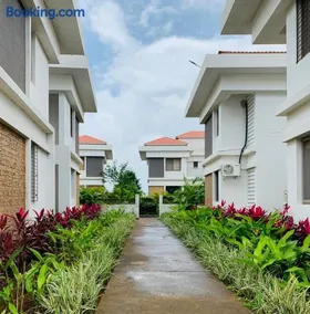 Mizzle Exotica Lonavala - Image 1