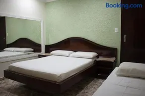 Hotel Valadares - Image 1