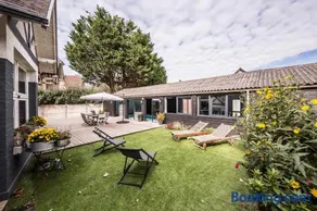 La Villa - Image 3