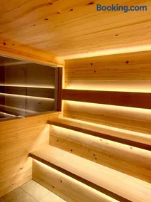 Second House kukka - Image 5
