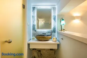 Nereus Elegant Apartments Finiki Karpathos - Image 1