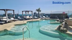Ocean Spa Plaza Studio Apartment - Image 2