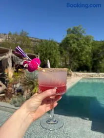 Magnifique domaine avec piscine - Image 2