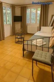 Kiki House - Image 2
