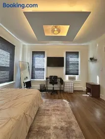 Travel Nurse House by Yale! - Image 3
