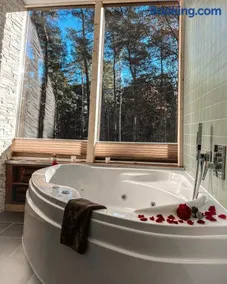 Tree Inn - Das Baumhaushotel - Image 3