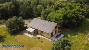 wunderschönes Blockhaus direkt am See für 10 PAX - Image 2