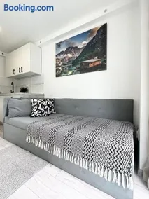 Apartament Goplańska FREE PARKING self check-in 24h - Image 1