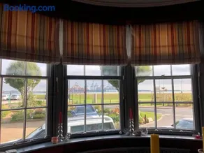 Stunning sea views in Old Harwich - Image 5