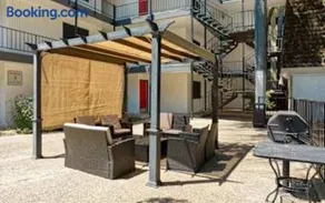 Apex Executive Apartments - 500 S Congress Dr - Image 5