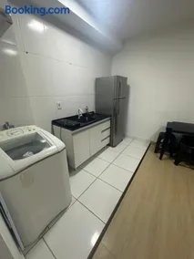 AP COMPLETO, com Internet rápida e Ar condicionado, fácil acesso ao centro e Porto de Paranaguá - Image 2