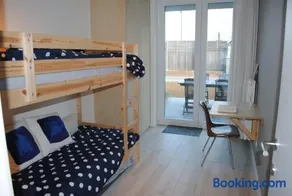 modern, gezellig vakantieappartement met ruim terras en garage in Oostende - Image 4