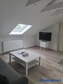 ruhige und moderne 2-Zi. Wohnung - Image 1
