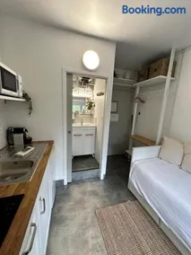 STUDIO proche commodite et gare . Centre ville - Image 2