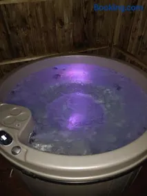 Hillingworth's Hot Tub Retreat - Lochmaben - Image 3
