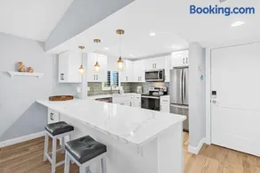 Sandpiper Beach 506 - Image 2