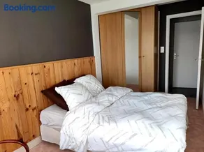 Logement autonome pour 2 personnes au RDC chez l'habitant - Image 3