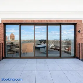 Boleyn Apartment in London - Image 4