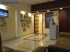 Grand Suites Srirangam - Walk To Temple - Image 3