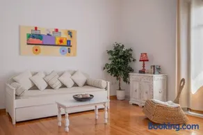 Seaview Stylish Flat in Andros - walk to beach - Image 3