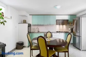 Apartmani Vinko Tribunj-Sovlje - Image 1