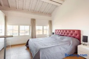 Murano glass loft - Image 1