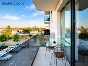 Digital Nomad Apartment 2BR - Long-Term Stay - Image 3