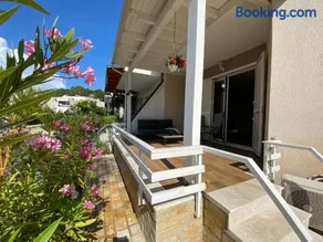 DEJA BLUE Beach House Bay of Lalzi Durres Gjiri Lalzit - Image 2