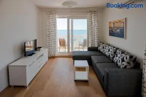 Beach Stay Apartment Ivon - Image 1