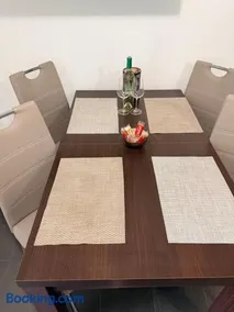 Stella Apartment - Image 2