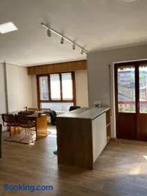HomeOffice with Church Views - Image 2