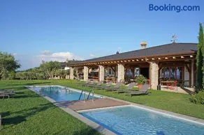 Pietra Cavalla - Ranch & Resort - Image 1