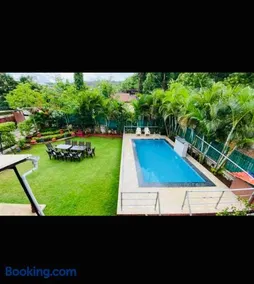 The Palm Villa - 4 Bhk ll Pvt pool ll Big garden ll Ac rooms ll WiFi ll Tv - Image 1