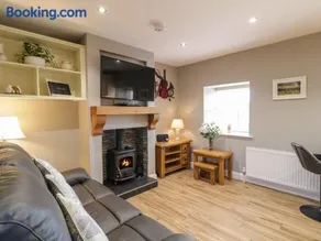 Lough Island Reavy Cottage - Image 5
