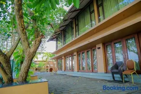 Mannath Ayur Island Resort - Image 2