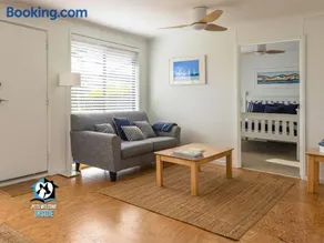 Shaka Seaside Retreat with Beach Access - Image 4