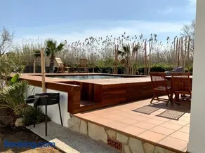 Villas Empúries, Garden & Private Pool - Image 4