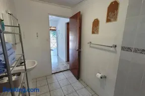 Container 2 with pool, free wifi, fully equiped - Image 5