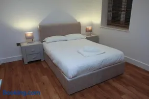 Letting Serviced Apartments - Sheppards Yard, Hemel Hempstead Old Town - Image 1