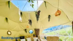 Glamping Hohe Wand - Kuppelzelt "Bergblick" mit Sternenfenster - Image 2