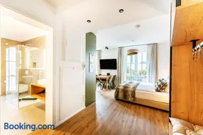 Black Forest Luxury Apartment Waldglück mit Sauna - Image 3