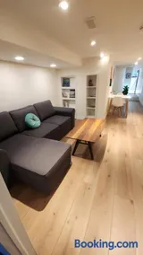 The Comfort Zone- Entire Private 1-bed Basement apt, Sauna, Hot Tub, 8 min Subway - Image 3