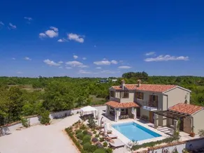 Wonderful villa Gracia Patricia with private pool by WiiBuk - Image 2