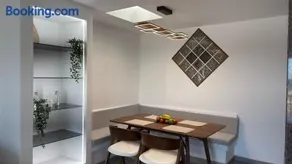 House Ruby - Image 2